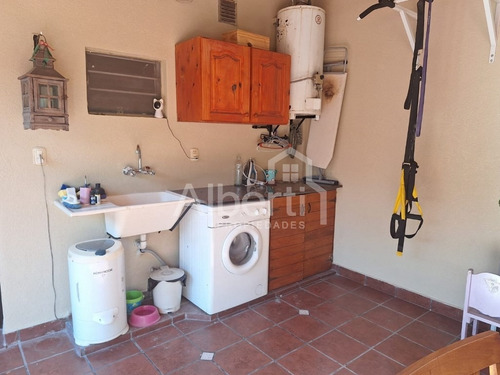 Venta El Palomar Casa Ph Al Frente 3 Ambientes.