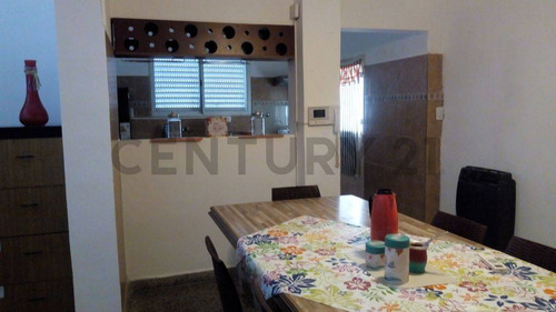 Venta - Casa 2 Dormitorios - Cañada De Gomez