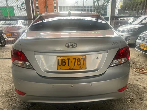 Hyundai Accent 1.4l 4 p