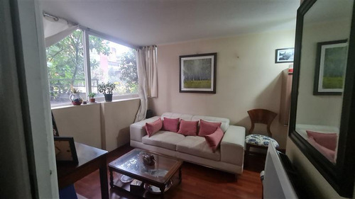 Departamento En Venta De 1 Dorm. En Santiago