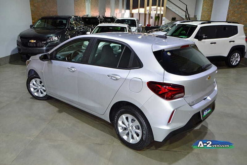 Imagem 7 de 15 de Chevrolet Onix Hatch Lt 1.0 12v Tb Flex 2020