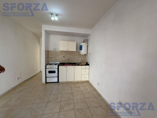 Alquiler De Departamento En Bella Vista Dos Ambientes C/ Patio Trasero