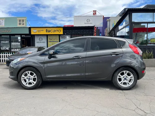 Ford Fiesta Se 1.6cc At Aa 4x2