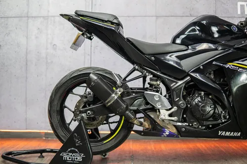 Yamaha R3 2015