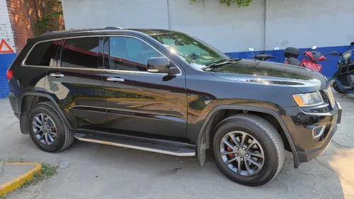 Jeep Grand Cherokee 5.7 Limited Lujo 4x4 At