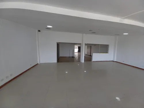 Local En Arriendo En La Avenida Santander/manizales (279062292).