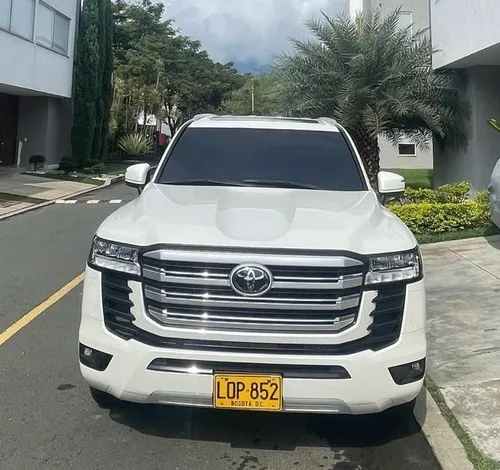 Toyota Lc300 Gx.r Blindaje 2