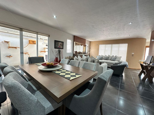 Casa Venta En Ave. La Asunción, Metepec
