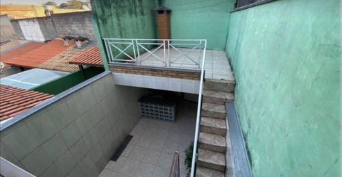 Imagem 19 de 23 de Vendo Sobrado Dois Dormitorios Suite Jd. Piracuama (vi638)