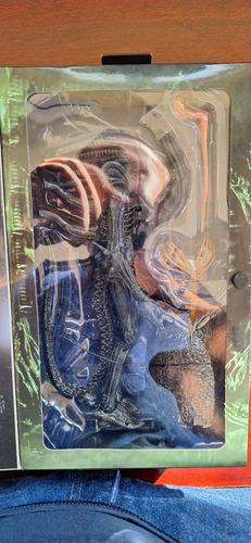 Neca Alien Big Chapa Ultímate Edition