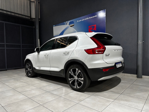 Volvo XC40 2.0t T4 Inscription Awd