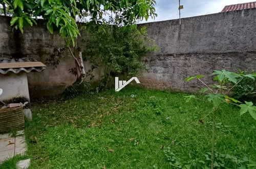 Imagem 6 de 14 de Casa Com Mezanino 900 Metros Da Praia