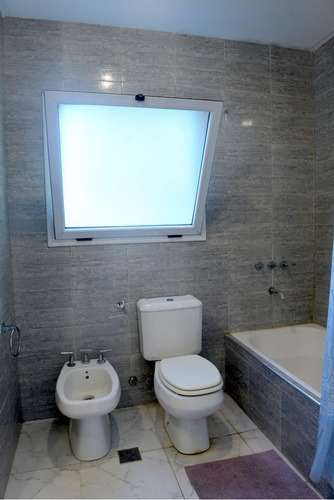 Venta Casa De 5 Ambientes En Barrio La Montura Pilar