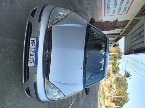 Imagem 1 de 1 de Ford Focus 2008 1.6 Completo