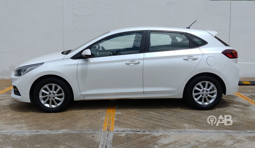 Imagen 3 de 10 de Hyundai Accent 2019 1.6 Hb Gl Mt