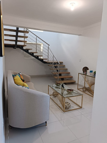 Vendo Súper Penthouse Amueblado En Santiago Detrás Del Homs De Oportunidad Codigo: Pd398