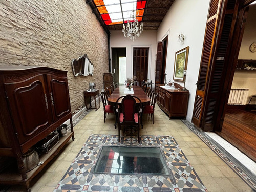 Casa 6 Amb Y Salón De Eventos En Venta - Barracas