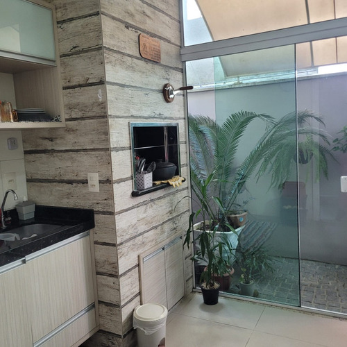 Casa Com 3 Quartos, Sendo 1 Suite E Mobiliada