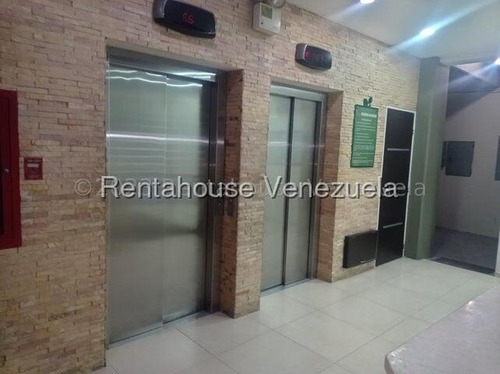 Maribel Morillo Asesor Inmobiliario De Rentahouse Te Ofrece Bello Y Moderno Apartamento En Condominio Con Planta Electrica Y Es De Construccion Reciente Ubicado Al Este De Barquisimeto Lara