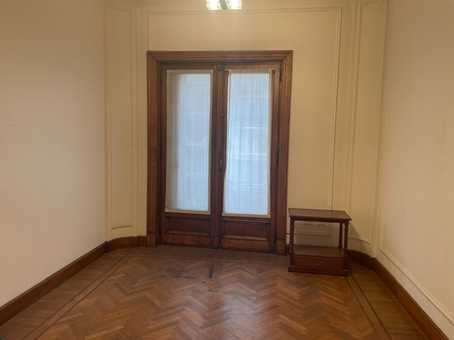 Espectacular Piso En Edificio Francés De Categoría, Av Santa Fe 1600