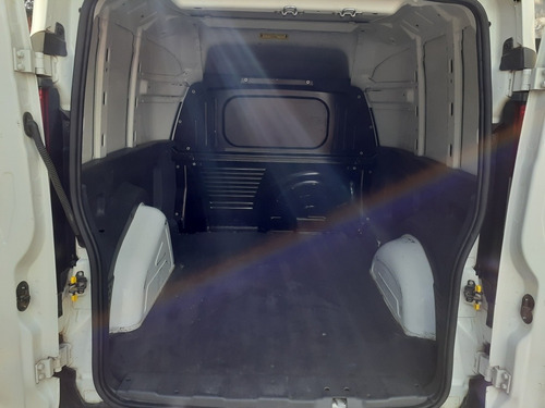 Imagem 5 de 12 de Fiat Fiorino 2017 1.4 Hard Working Flex 4p