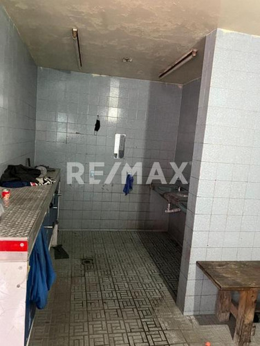 Renta De Bodega Con Patio De Maniobras