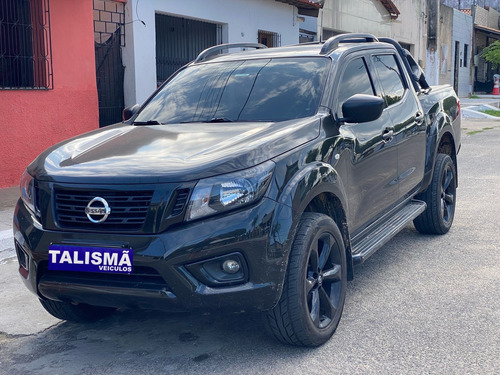 Nissan Frontier 2.3 Attack Cab. Dupla 4x4 Aut. 4p