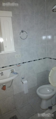 Monoambiente. Pb Interno. C/patio. Juan B Justo Al 5000 - Villa Gral.mitre