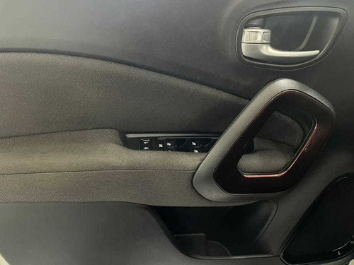 Imagem 8 de 13 de Fiat Toro Freedom 2.0 At9 2019