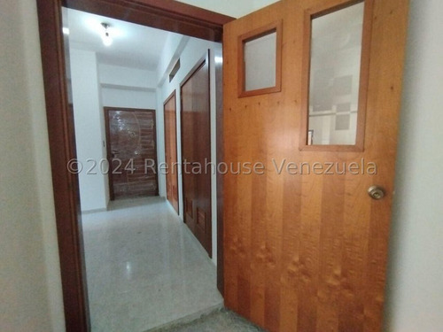 Exclusivo Apartamento En Conjunto Residencial De Alto Nivel La Trigaleña 24-16836
