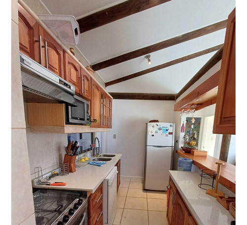 Linda Y Cómoda Casa Se Arrienda Año Corrido Condominio