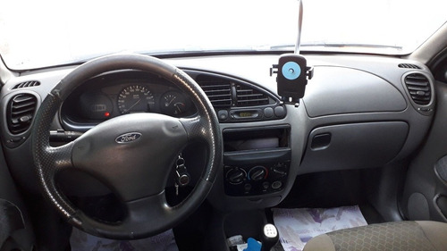 Imagem 4 de 6 de Ford Fiesta Fiesta Class 1.0 8v.