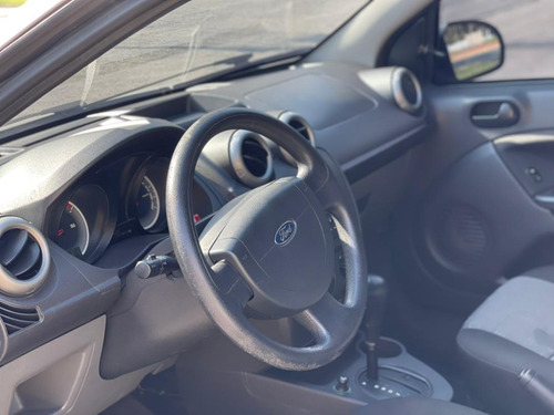 Imagen 5 de 9 de Ford Fiesta Move Sistema Gas Activo