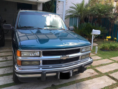 Chevrolet Suburban 4.2, 6 Cil., Diesel