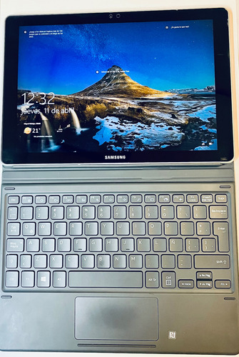 Samsung Galaxy Book Sm-w620. Core M3 7°, 4gb Ram Y 128gb Ssd