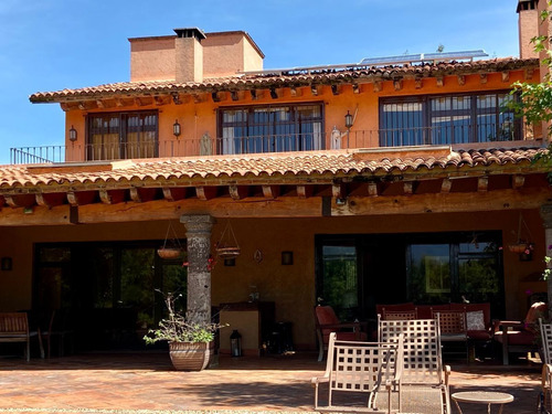 Casa De Campo, Con Pozo De Agua Propio, En Venta, En Huasca De Ocampo