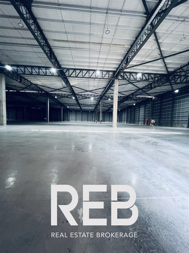 Gran Nave Industrial En Arriendo - Sector Puerto Coronel