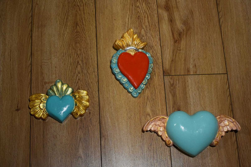 Imagen 9 de 9 de Corazón Alado Yeso Figura Adorno Regalo Pintado A Mano