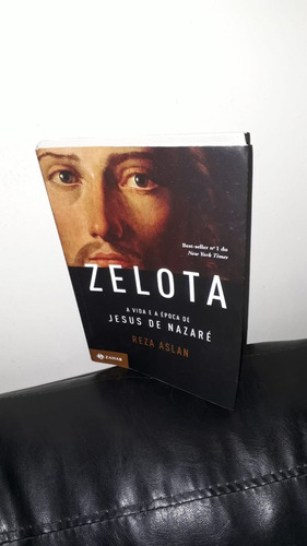 Livro - Zelota - A Vida E A Época De Jesus De Nazaré.