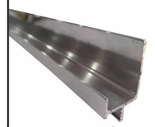 Imagen 2 de 4 de Perfil Tirador Cuadrado Brillante Para Puertas De 18mm