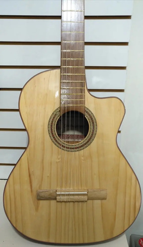 Guitarra Fina Nacional En Pino, | Envío gratis