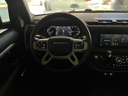 Land Rover Defender New Model 90 P300