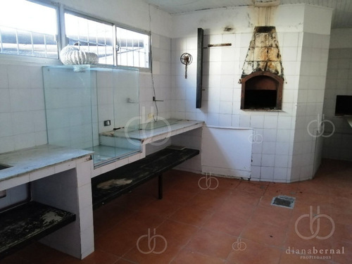 Imagen 7 de 10 de Local Comercial En El Centro De Malodonado, Ideal Para Depósito, Restaurante O Colegio.