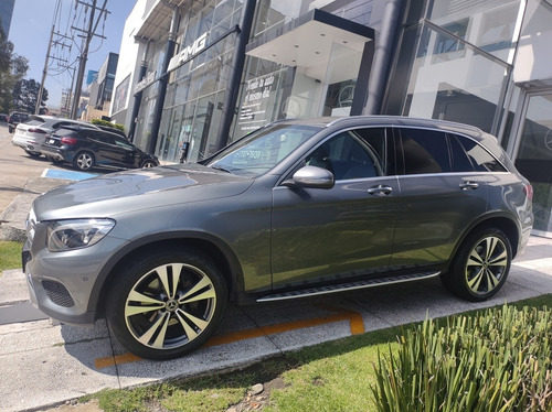 Imagen 1 de 15 de Mercedes-benz Clase Glc 300 Sport Gris 2019