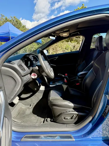 Volvo V40 2.0 T4 Drive-e R-design