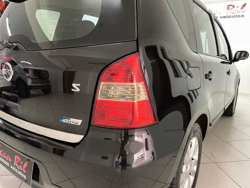 Imagem 15 de 15 de Nissan Livina S 2014