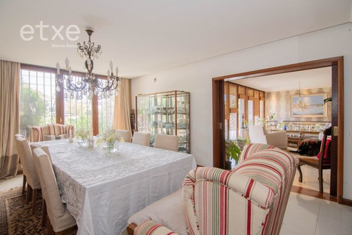 Casa En Venta De 4 Dormitorios En Carrasco