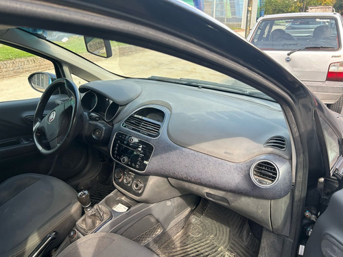 Fiat Punto 1.4 Attractive C/radio Integrada