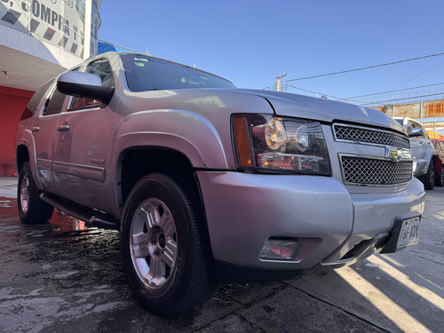 Chevrolet Tahoe E Suv Piel Cd 2a Fila Asientos 4x4 At