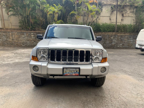 Imagen 8 de 13 de Jeep Commander